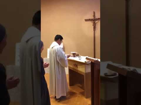 西側ファサード