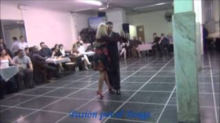 YANINA ERRAMOUSPE y LEO ORTIZ Bailando el Tango PAJARO SIN LUZ en FLOREAL MILONGA