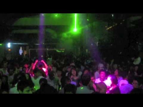 Mike Teez Headlines club Octagon, Gangnam, Korea 8-10-13 (HQ Audio)