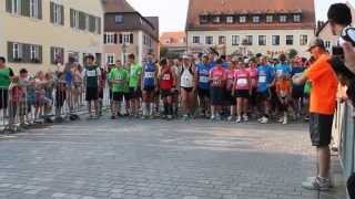 preview picture of video 'Start des Herrieder Stadtlaufes 2013 - Jedermannslauf'