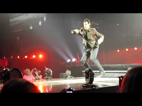 NKOTBSB London Jordan Knight Dance Break