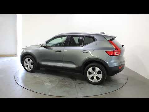 Volvo XC40 D3 FWD Automatic 150 Momentum - Image 2