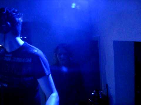 MicroLixx @ Techno Invasion Vol.1 Club Divas 13.03.2010 part 1