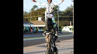 preview picture of video 'Cachorrão Moto Show - Borrachão - MotoFest Céu Azul - PR'