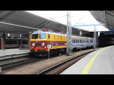 EP09-046 "rodzynek" Kraków Główny z pociągiem pospiesznym InterCity "Matejko" nr IC 3810 [4K]