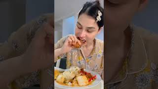 Download lagu Makan nasi Padang 🤤 #mukbang #food #eating #eatingshow #makan mp3