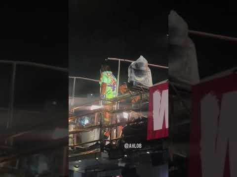 Claudia Leitte e Preto no Branco no carnaval de Salvador 2020.