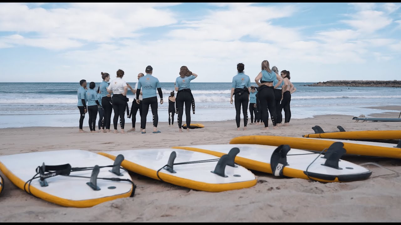 Video: Flexibele surfvakantie Estela – surf hostel Portugal