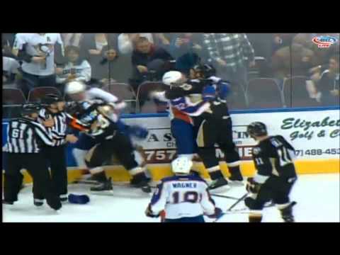 Bobby Farnham vs Jay Rosehill