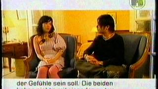 Björk - Vespertine-era interview on German MTV programme In Touch (2001)