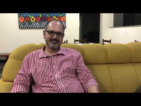 Meu professor, Mestre em História reagindo a Favela Vive 2!