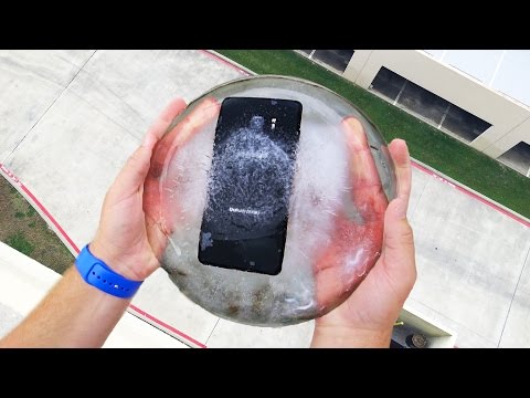 The Galaxy Note 7 gets frozen in a block of ice and dropped from 100 feet - guess what happens!