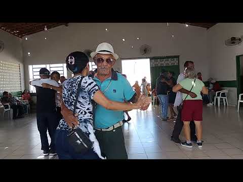 Chico Gabriel animando o forró dos idosos em Valença do Piauí dia 17/05/2026