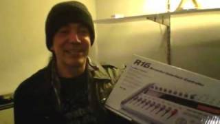 Mike Inez of Alice in Chains using the Zoom Q3 & R16