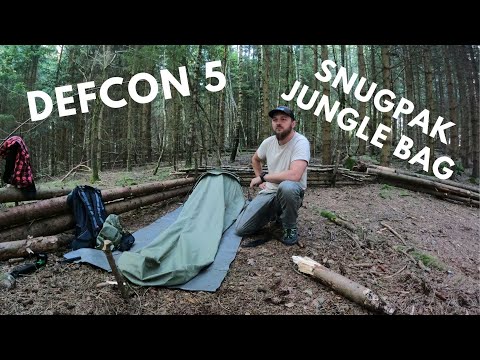 Nächtigung im Wald mit dem Snugpak jungle bag und dem Defcon 5 Biwakzelt