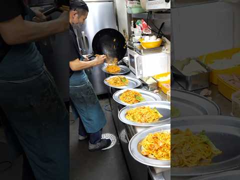 広島）２０席を高速鍋振り職人がブン回す常識ぶっ壊れ鬼盛りパスタめしが凄い