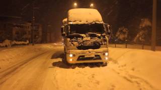 Bafra'da vatandaşların karla imtihanı