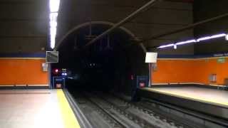 preview picture of video 'Metro de Madrid 3163 entrando en Villaverde Bajo Cruce'