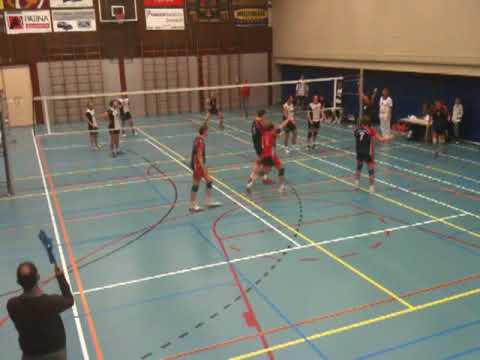 20091107 Croonenburg Heren 1 Ed scoort