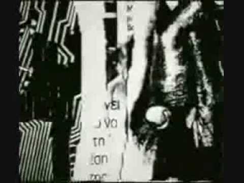 Active Member - Η μελωδία της παρακμής