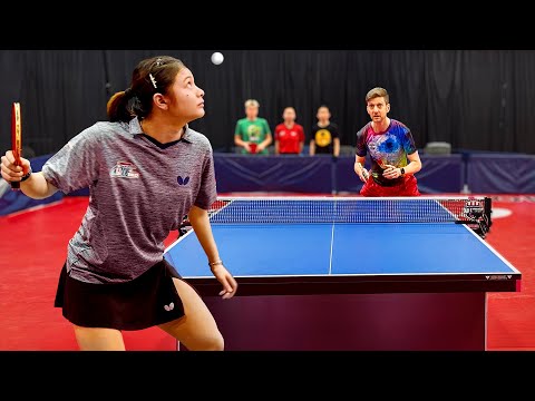 1 Man vs. 4 Pro Women