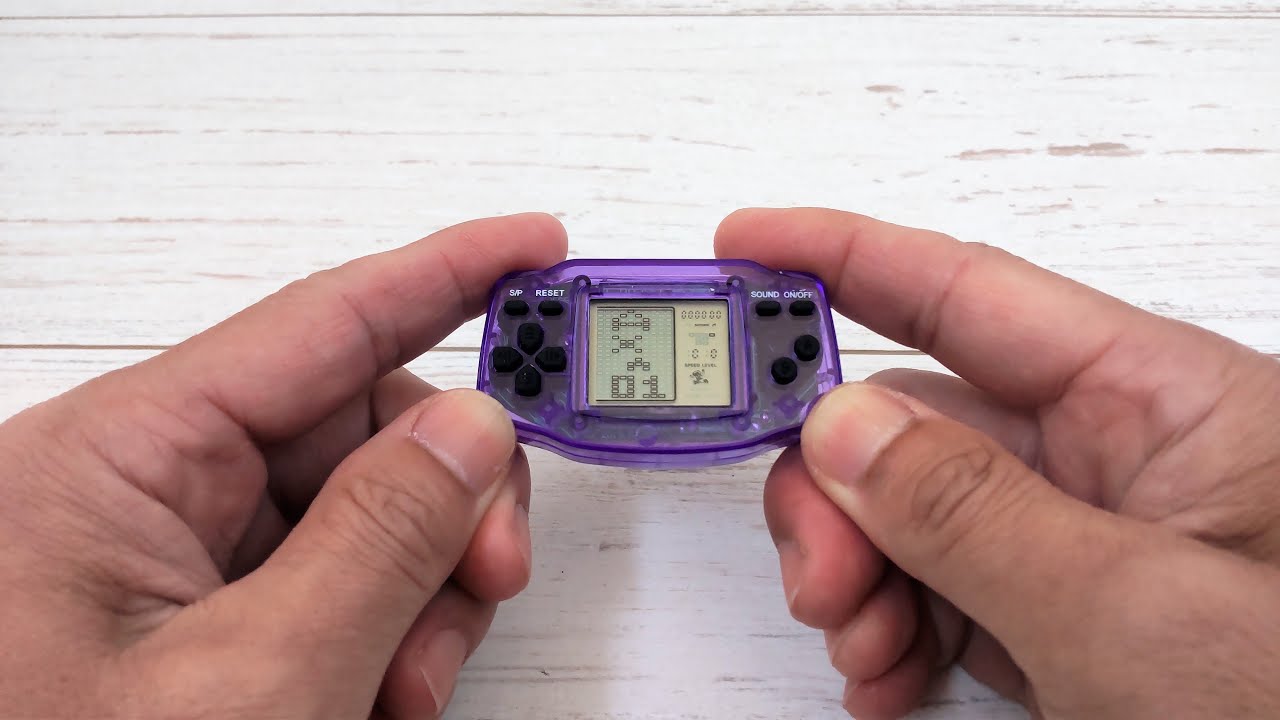Funny！Smallest Handheld Game Machine｜300 yen GACHAPON Capsule toy in japan