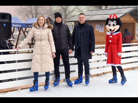 Klizalište ponovno u središtu grada – Advent u Našicama okupio sve generacije