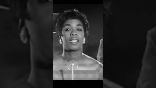 Tenderly – Sarah Vaughan live 1964