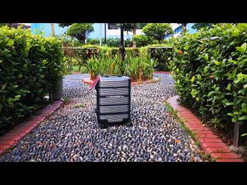 My new Eminent Gold Shutter Luggage