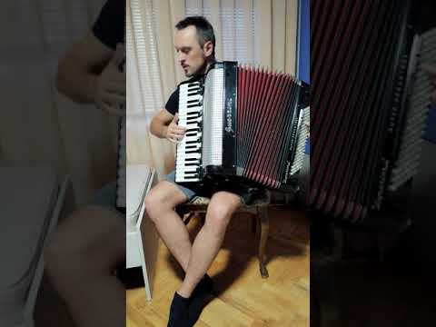 Vance Ristevski - Medeno kolo