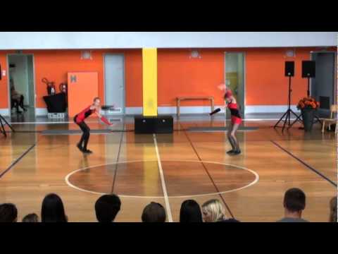 Ihan - 31.5.2012 Manca Cerar & Zala Mežan (PJD).mpg