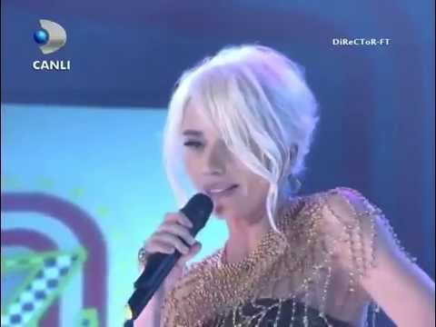 Gülşen   Bi An Gel 06 02 10 Beyaz Show DiReCToR FT