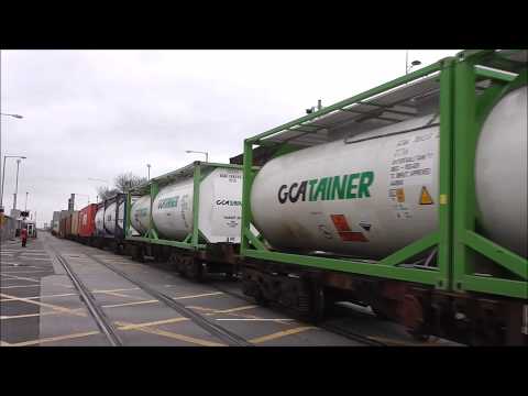 IE class 201 (220) + IWT Liner - Alexandra Road, Dublin