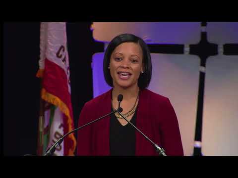 Erin Glenn, 2017 NCSS Outstanding Middle Level Teacher of the Year