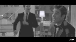 GLEE - Kurt and Blaine - Let It Snow