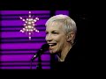 Annie Lennox "See Amid The Winter's Snow" Live (2010)