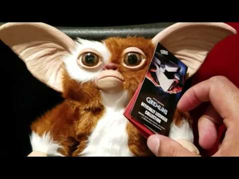 Gremlins Gizmo hand puppet by Trick or Treat Studios
