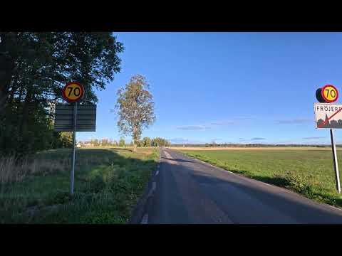 Walk in the small village of Fröjered (Pilgrim's Trail)