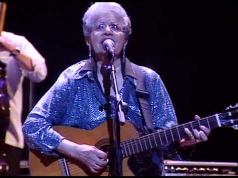 LAS HERMANAS MARQUEZ - Esto Es Felicidad