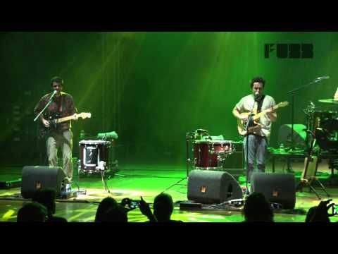 DOISMILEOITO @ TALKFEST 2013