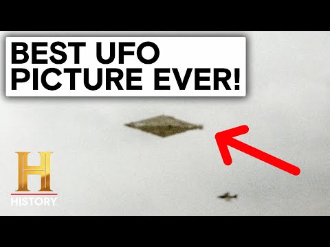 Ancient Aliens: UNBELIEVABLE UFO Photo Shatters Logic (Season 20)