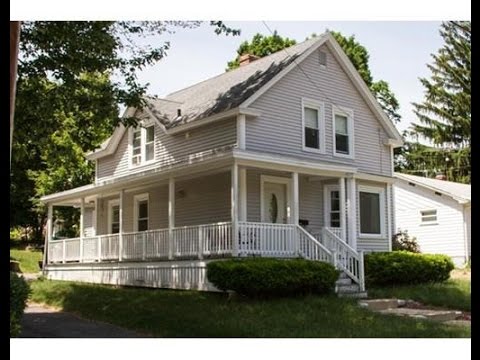 Homes for sale - 140 Hall St, Leominster, MA 01453