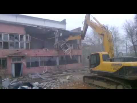 Демонтаж здания из железобетонных панелей