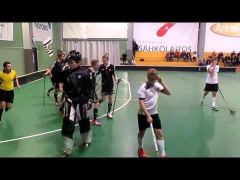 Koovee-TPS, pätkiä B-poikien SM-pelistä 18.11.14, lt 6-5)