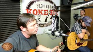 Adam Hood Sings Front Porch Thang' on KOKE-FM