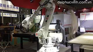 Robot gắp phôi trong Chế Biến Gỗ hiện đại