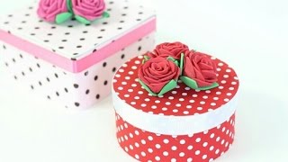 Caixa decorada com rosa de EVA