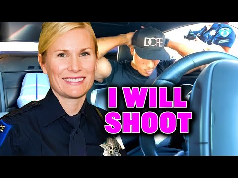 Female Cop Pulls Out Pistol And This Happen