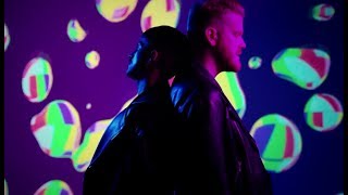 Superfruit/Scomiche - just them dancing to &#39;Everything&#39;