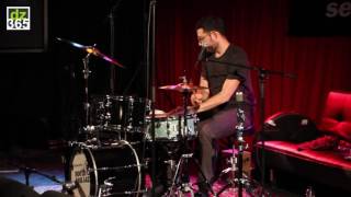 Mark Guiliana - the 7 drum sounds exercise